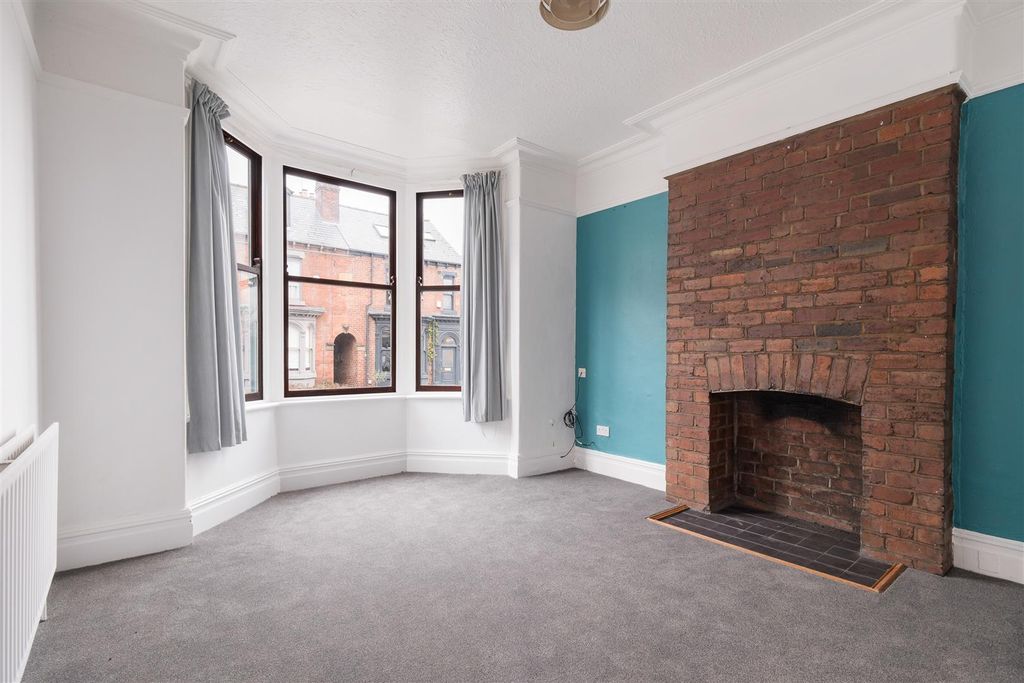 Property photo 2 of 23 Untitled (5 Of 23).Jpg