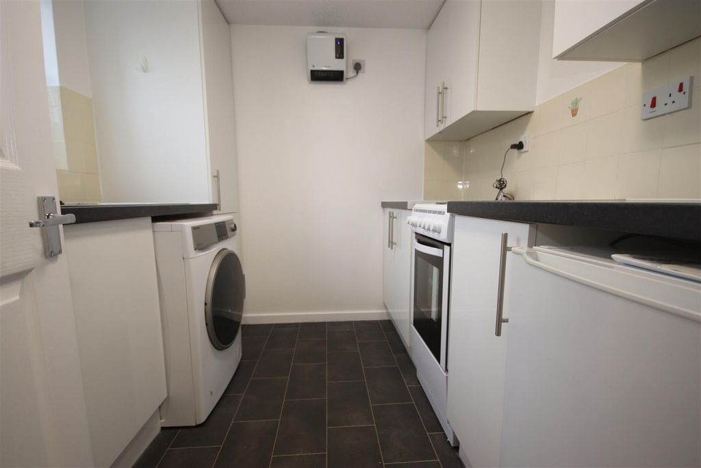 Property photo 2 of 7 Img_0351.Jpg