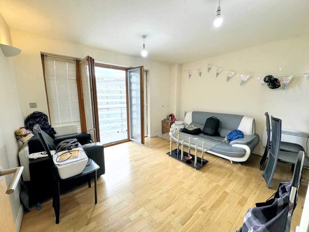 Property photo 2 of 12