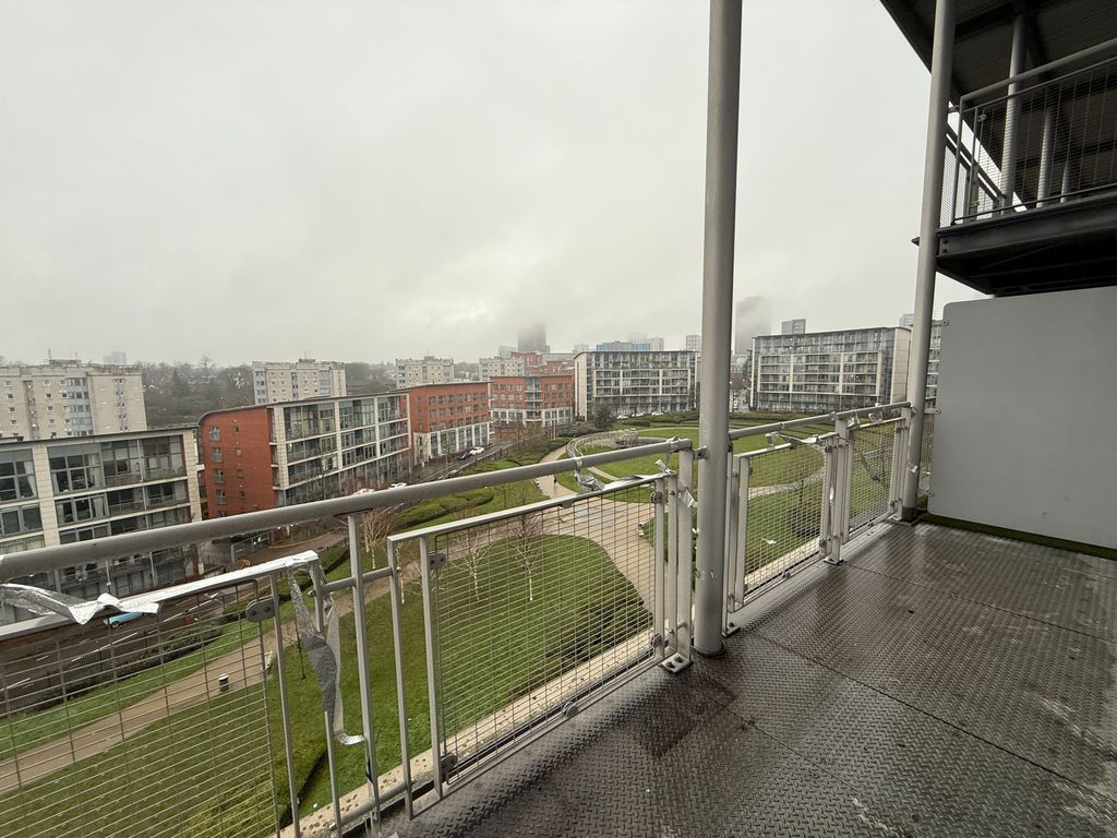 Property photo 2 of 5