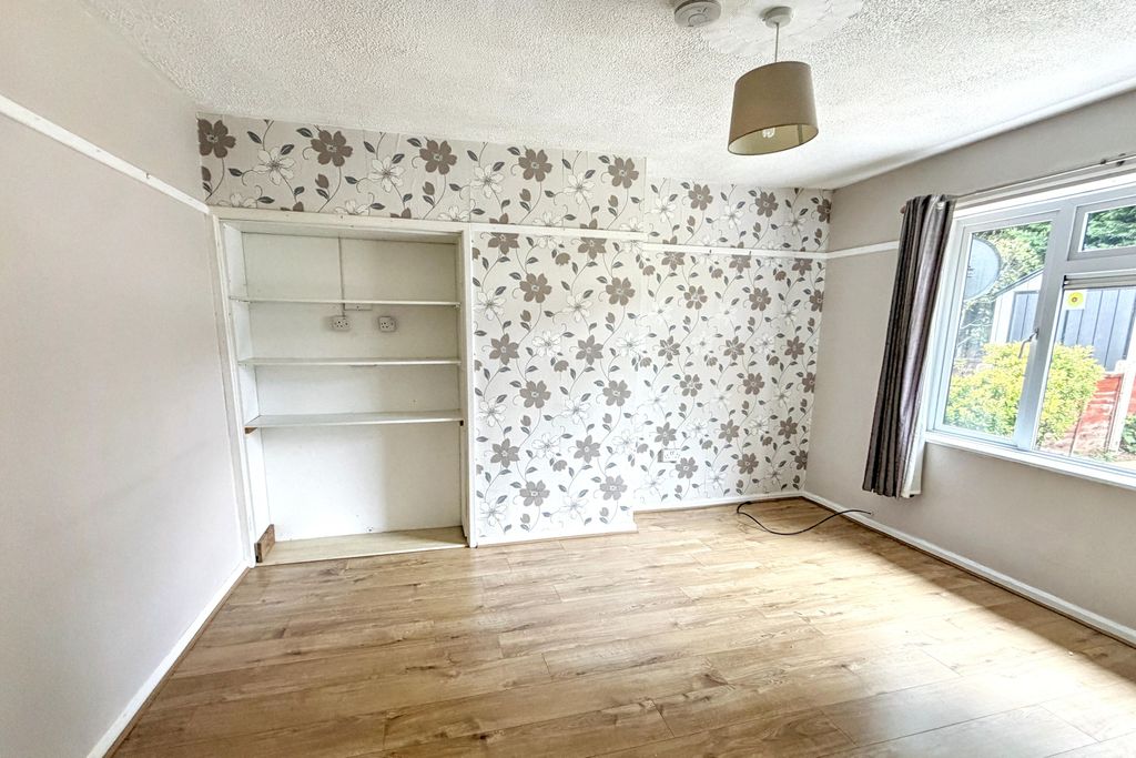 Property photo 3 of 19 14 Honey Mead, Calne, Wiltshire, Sn11 8Bh