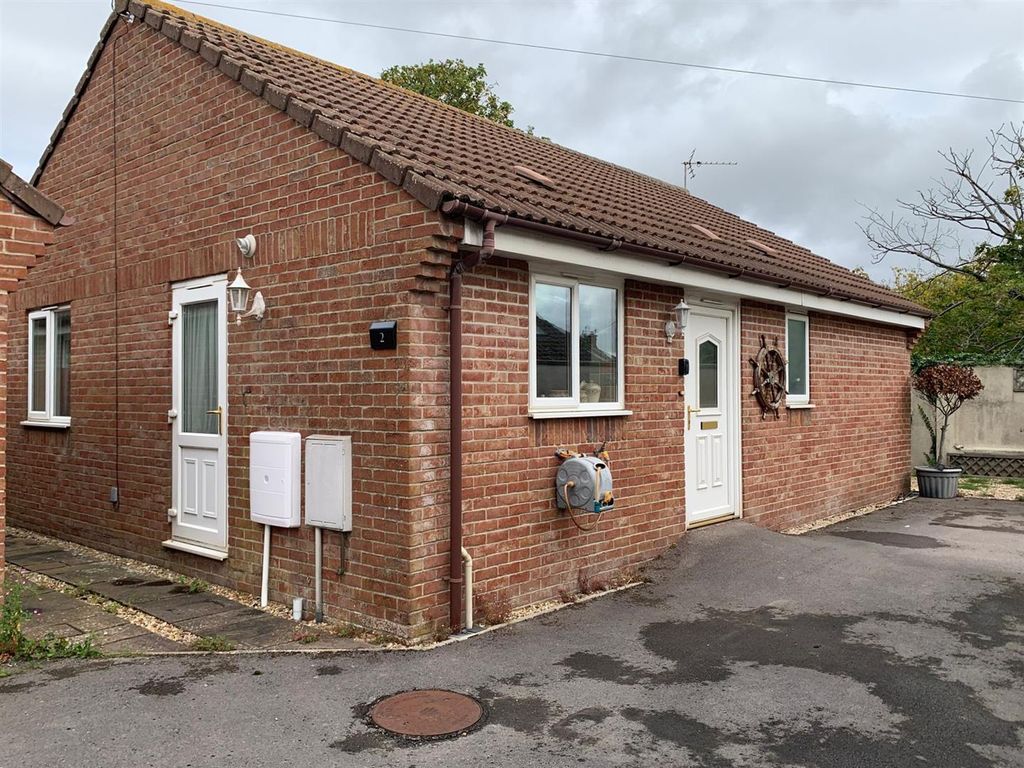 Property photo 1 of 24