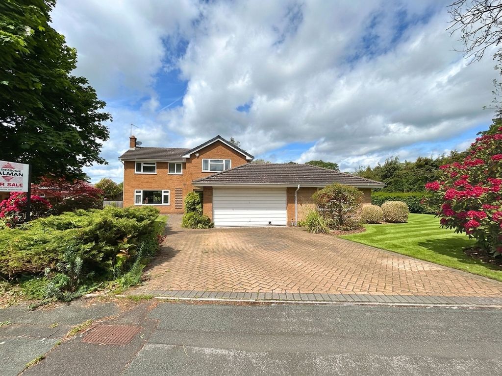 Property photo 1 of 32