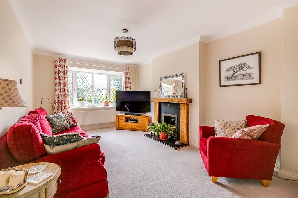 Property photo 2 of 19 Picture No. 04