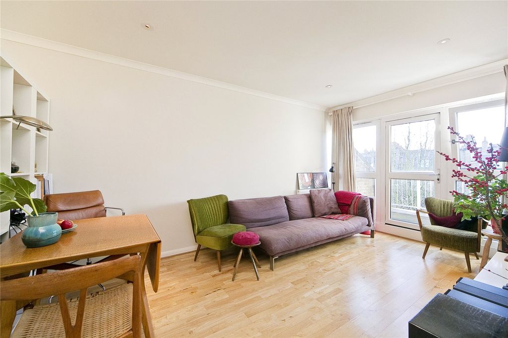 Property photo 1 of 10 Open Plan Living