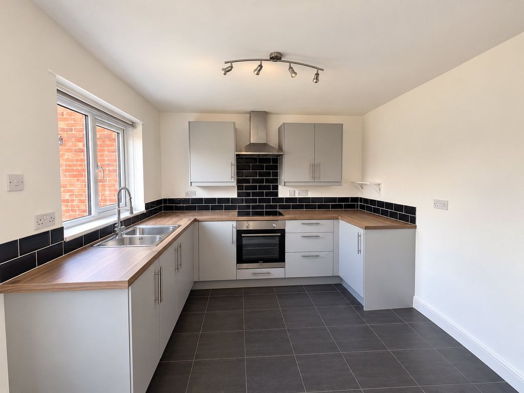 Property photo 2 of 10 Picture No. 08