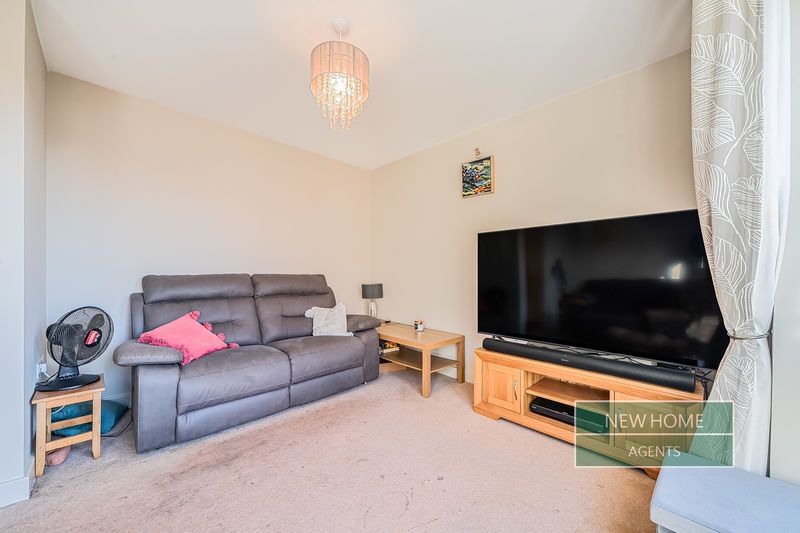 Property photo 3 of 18 Photo 16