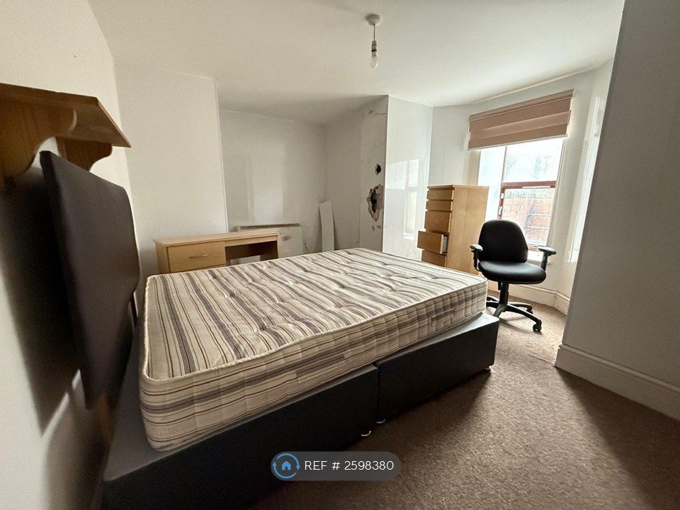 Property photo 3 of 4
