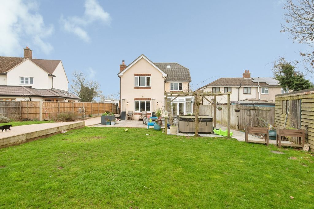 Property photo 3 of 26 Pbox-Img.Jpg