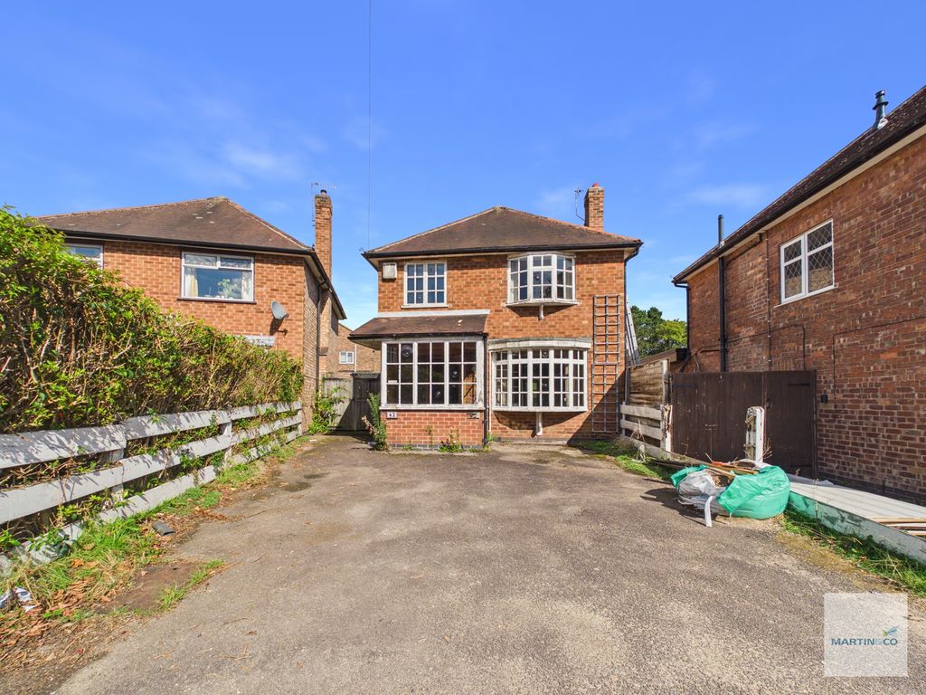 Property photo 1 of 18 Cam03394G0-Pr0551-Still017