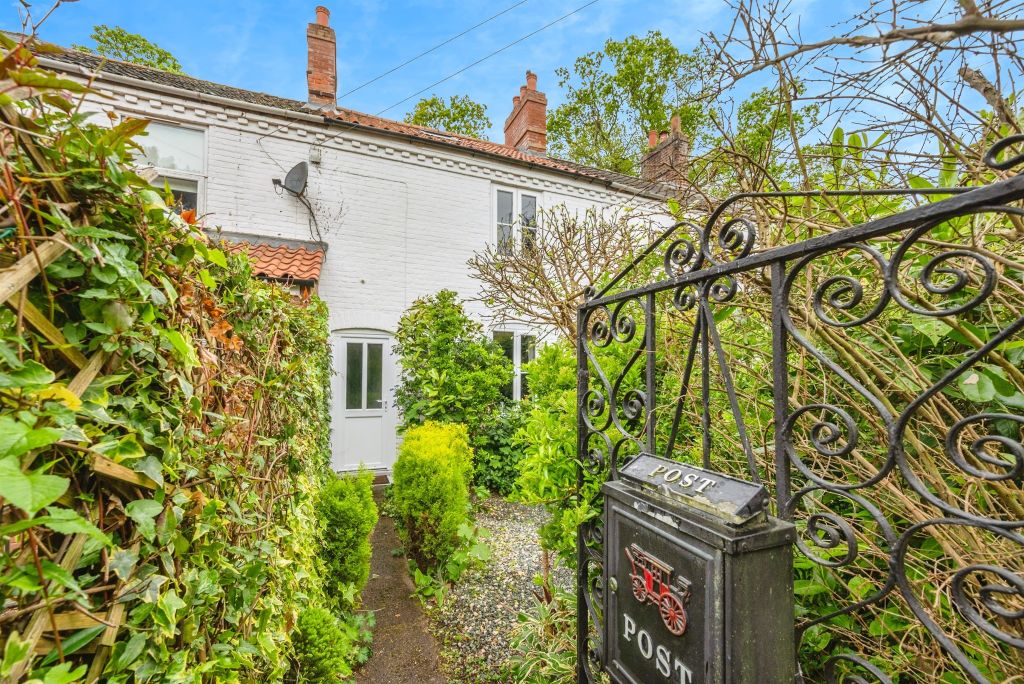 Property photo 1 of 19