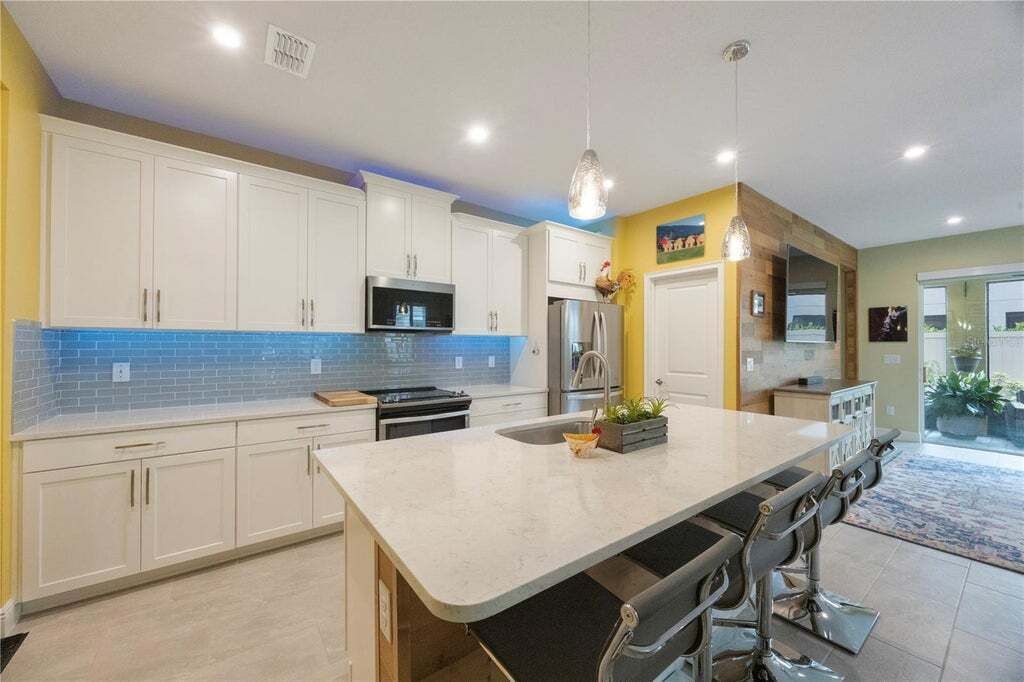 Property photo 3 of 20 <Alttext/>