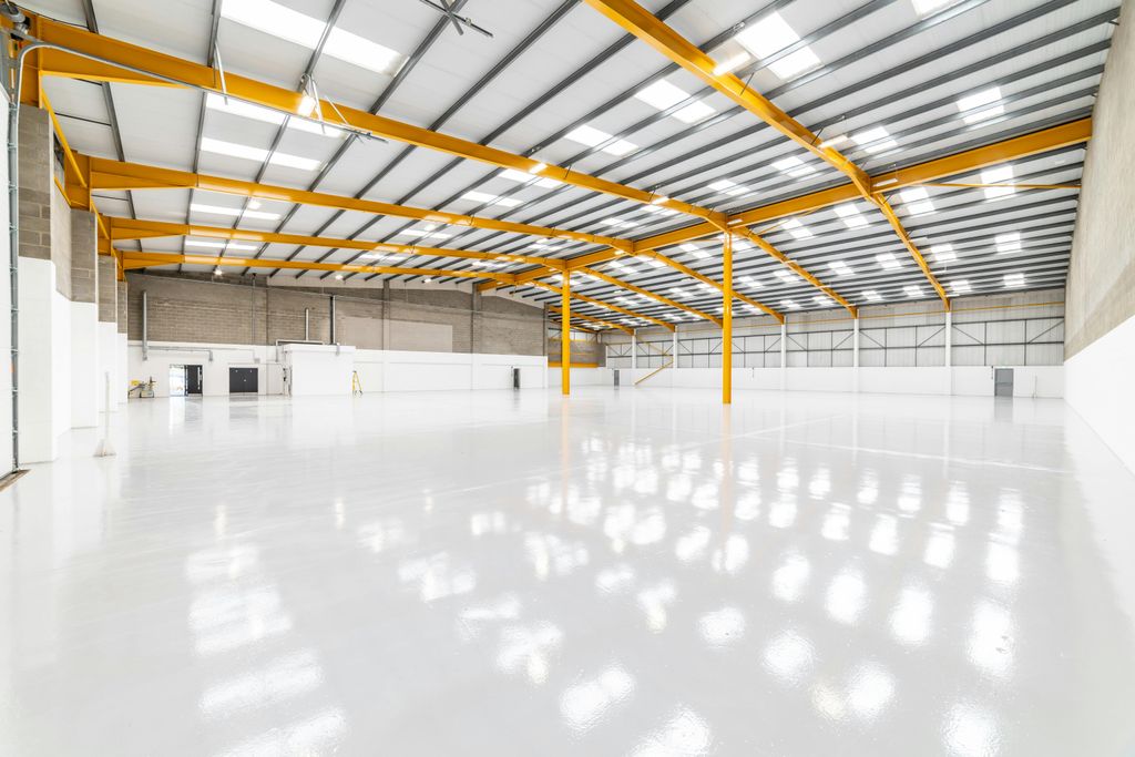 Property photo 3 of 13 The Arena_Unit 4_15.Jpg