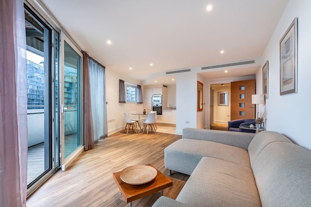 Property photo 1 of 11 Howard-Building-08