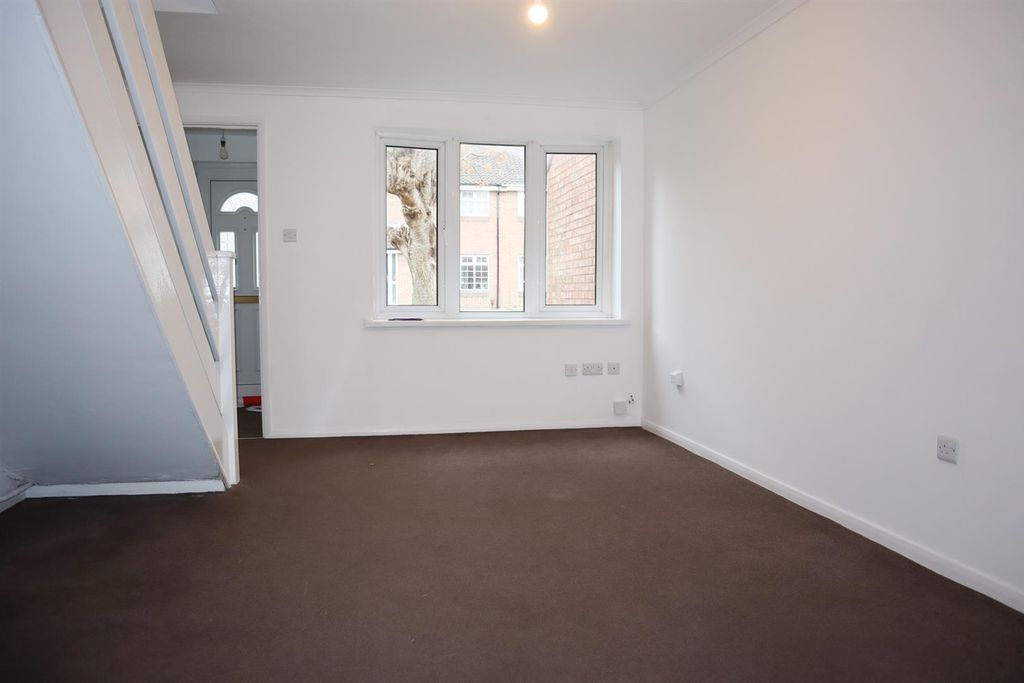 Property photo 2 of 10 Reverse Angle Sitting Room