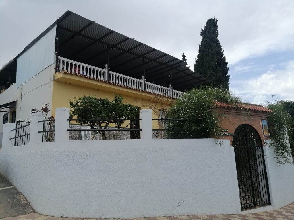 Property photo 2 of 10