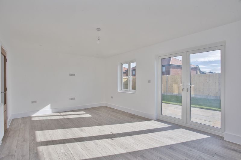 Property photo 3 of 13 Picture 3