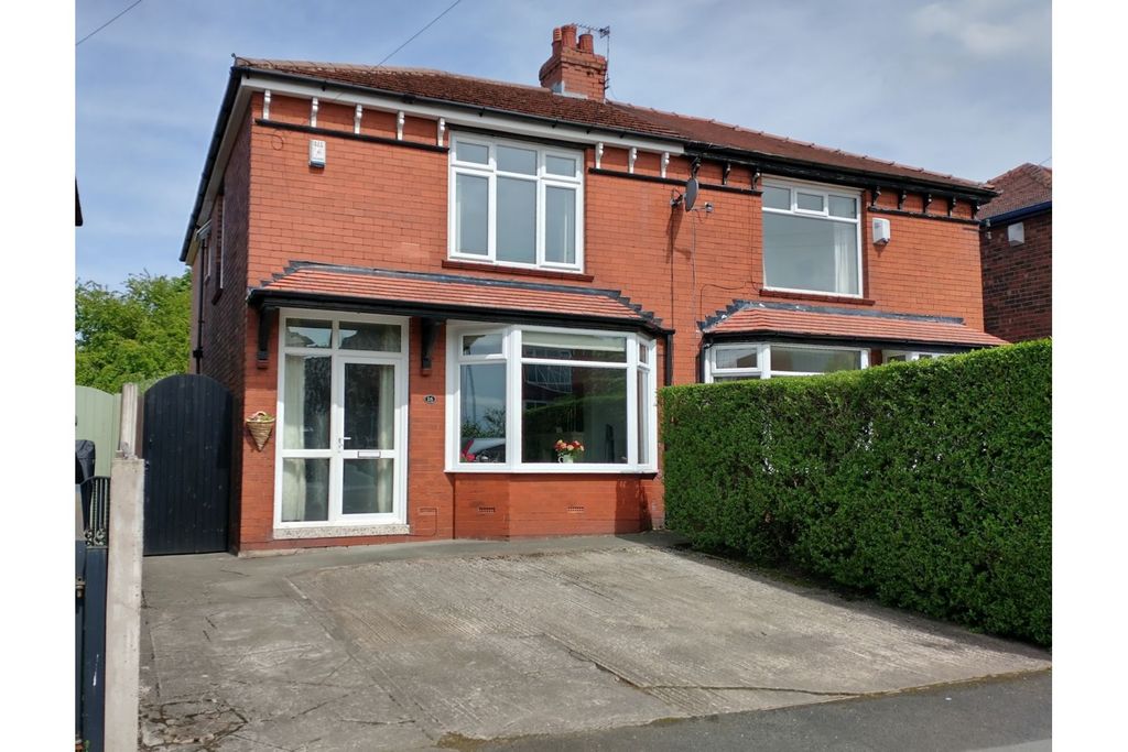 Property photo 1 of 16