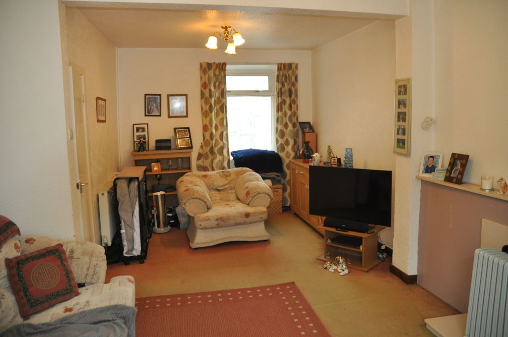 Property photo 3 of 10 Photograph 3