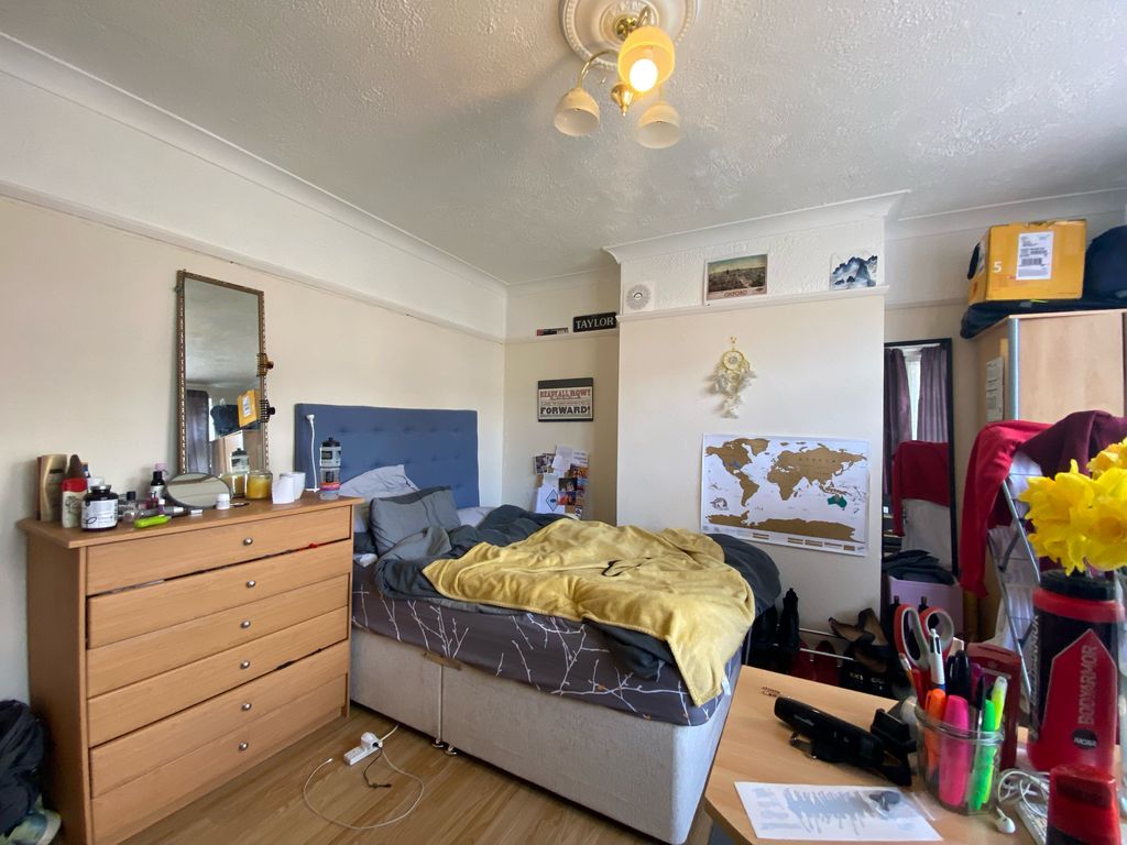 Property photo 3 of 16 3
