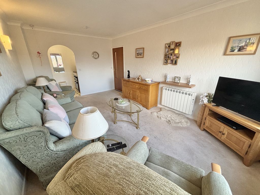 Property photo 3 of 16