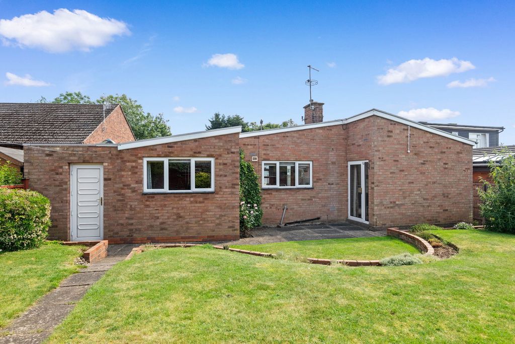 Property photo 1 of 17