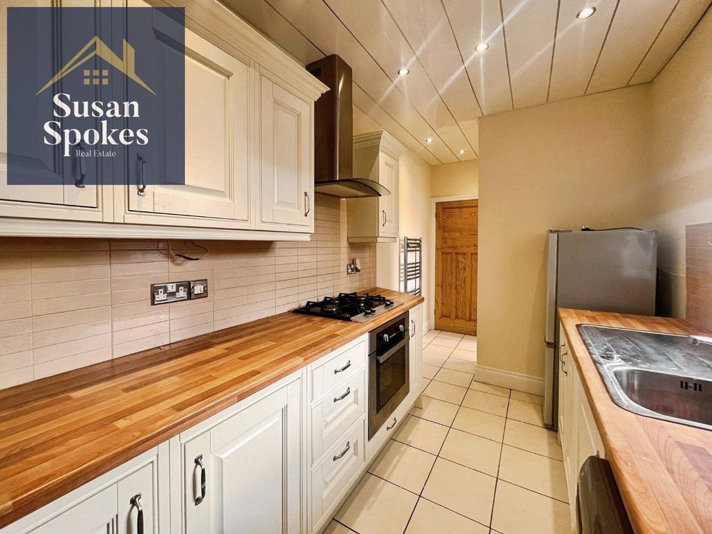 Property photo 3 of 21 Pbox-Img.Jpg