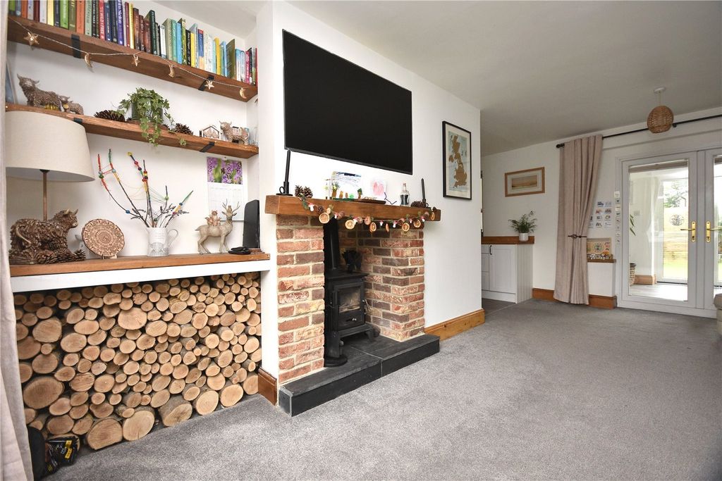Property photo 2 of 21 Picture No. 04