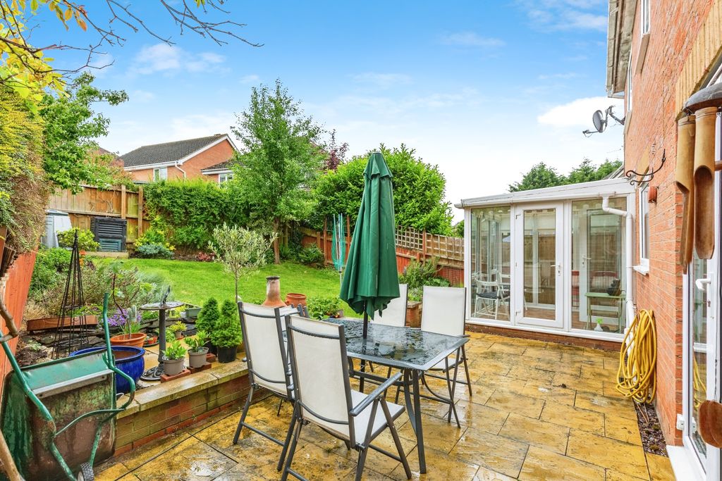 Property photo 2 of 19 Patio