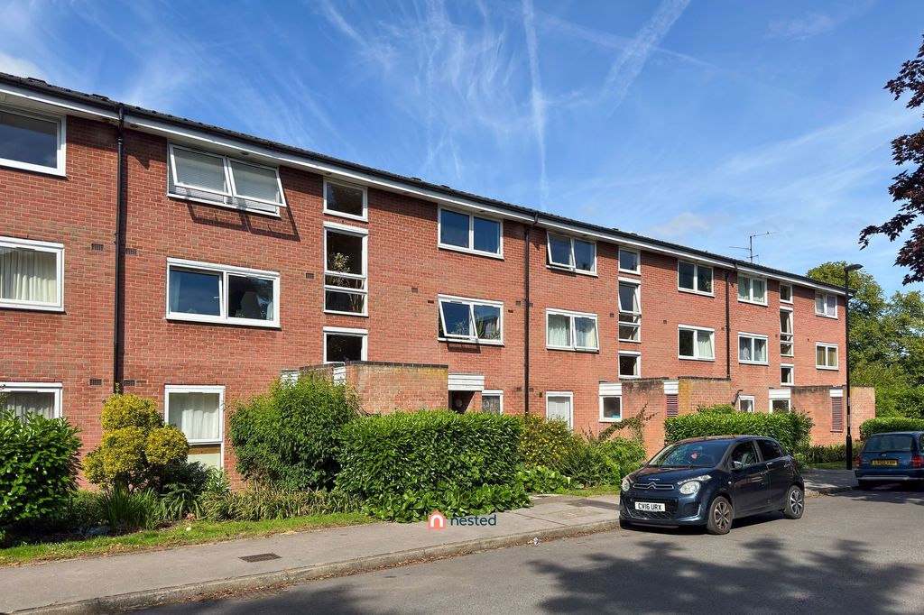 Property photo 1 of 18 Exterior For Sale 1 Bedroom Flat Eskmont Ridge Crystal Palace Se19 Nested Estate Agents Www.Steele.London