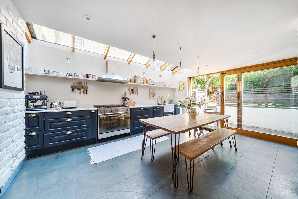 Property photo 1 of 23 Picture No. 36