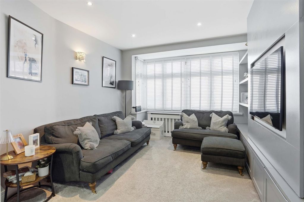 Property photo 3 of 26 1620225810 - 21.Jpg