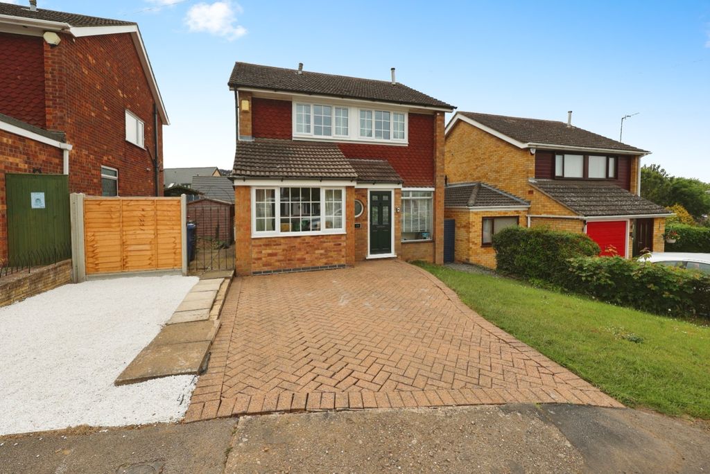 Property photo 1 of 22 4182560