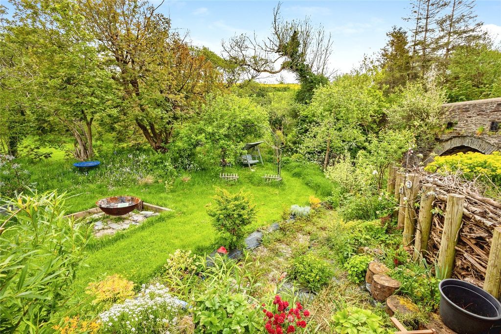 Property photo 2 of 30 Picture No. 34