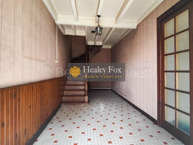 Property photo 3 of 36