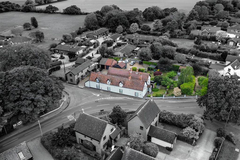 Property photo 1 of 28 Aerial Front