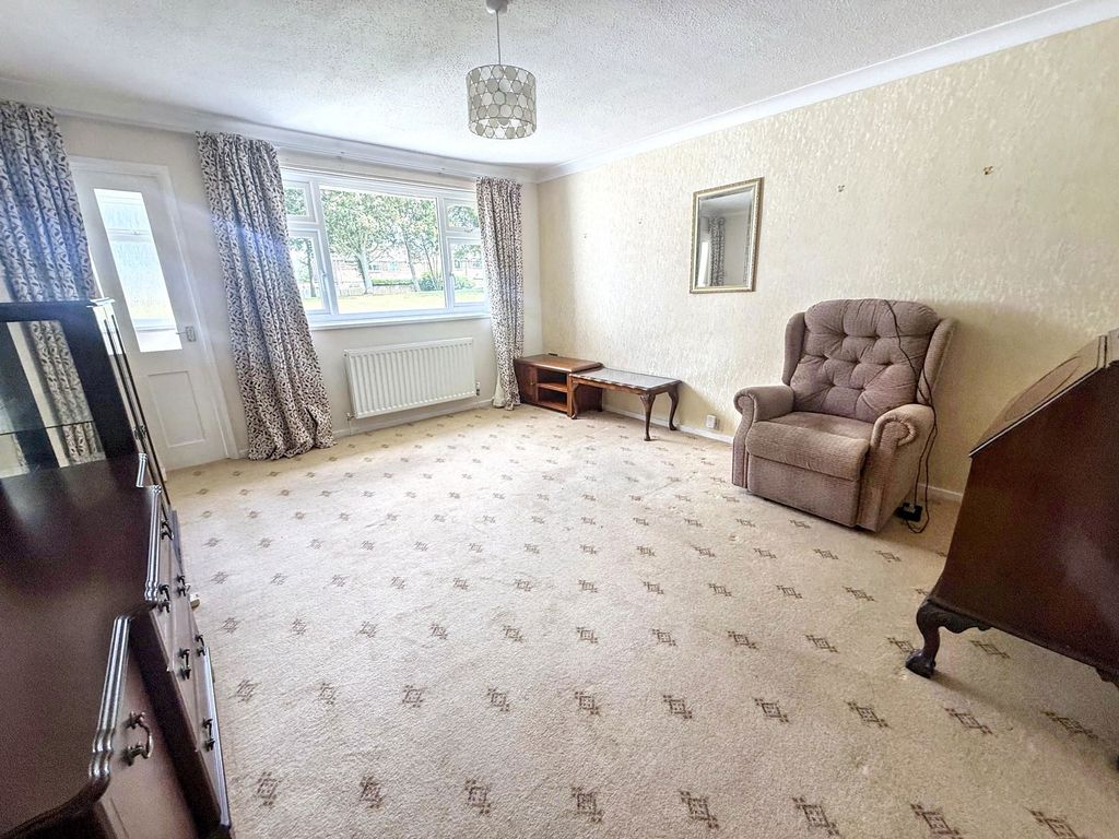 Property photo 2 of 14