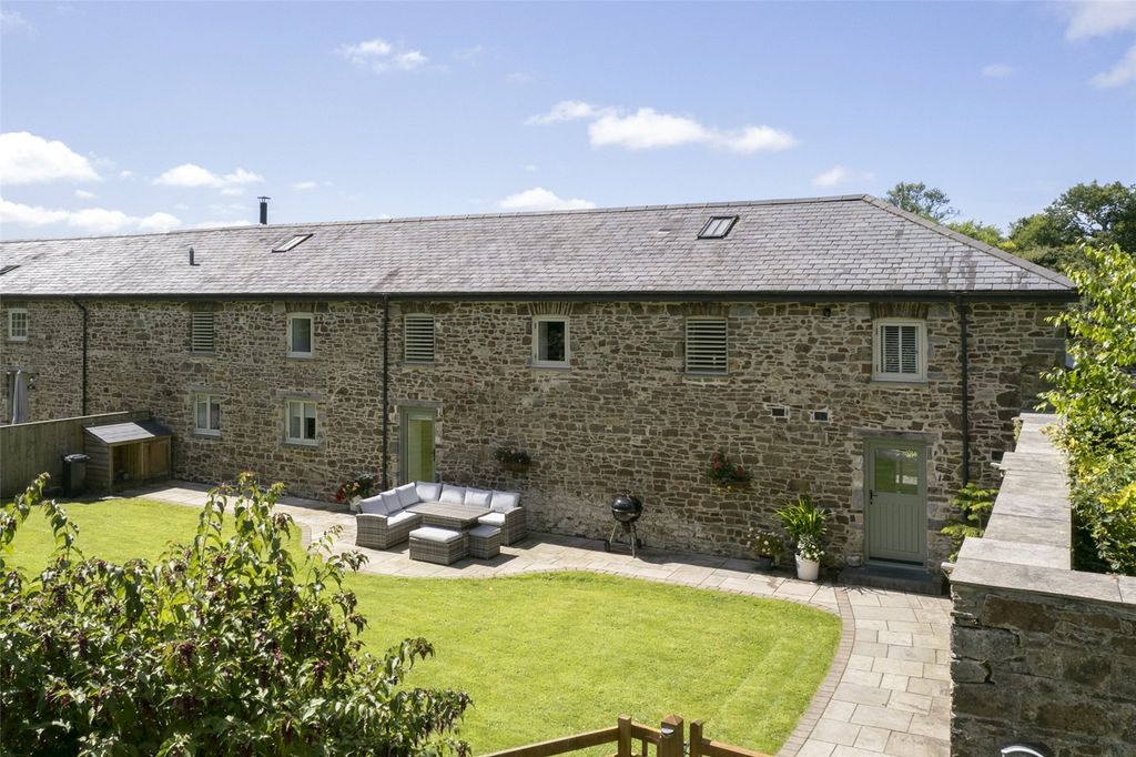 Property photo 2 of 36 Picture No. 38