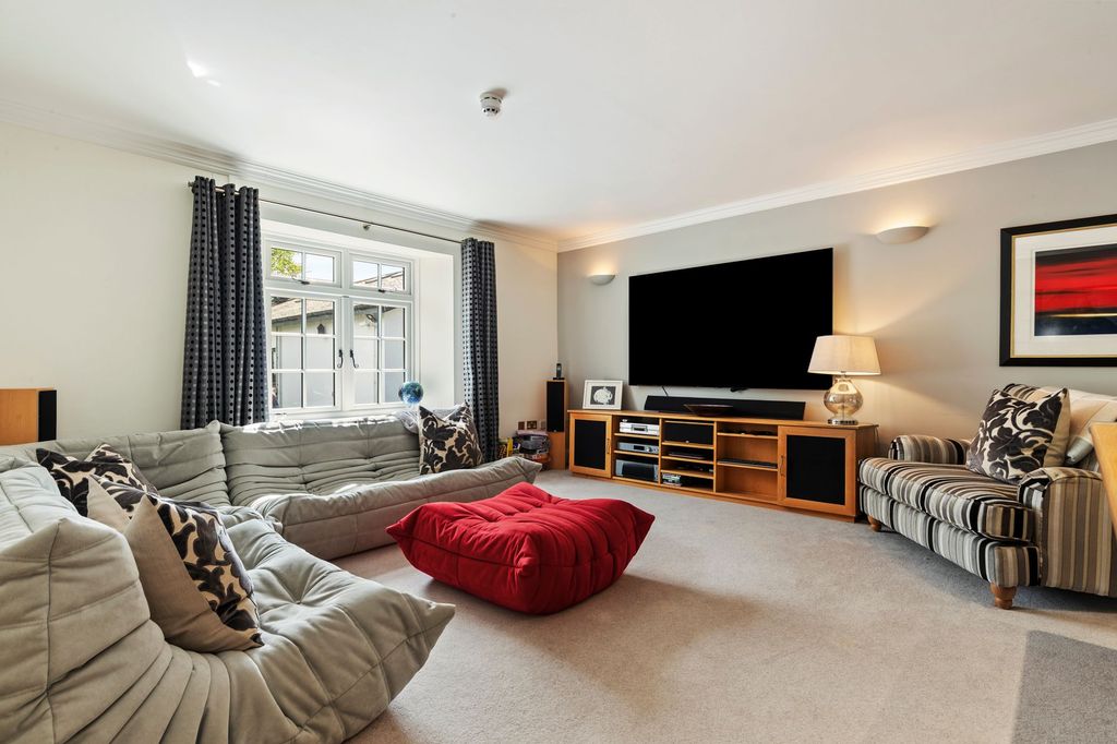 Additional image 14 of 5 bed detached house for salePenycoedcae Road, Penycoedcae CF37