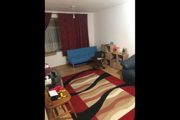 Property photo 2 of 9