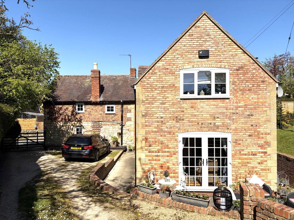 Property photo 1 of 36