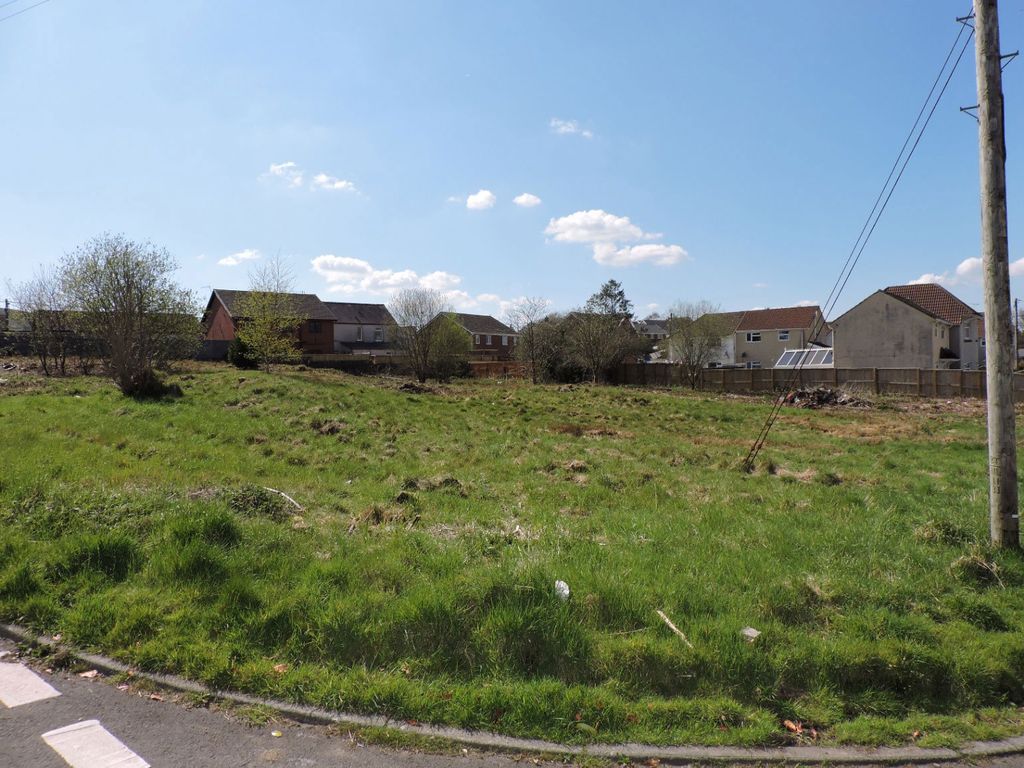 Property photo 2 of 3
