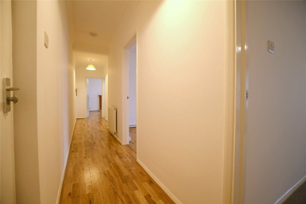 Property photo 2 of 10 Picture No. 16