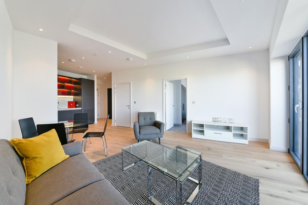 Property photo 2 of 12