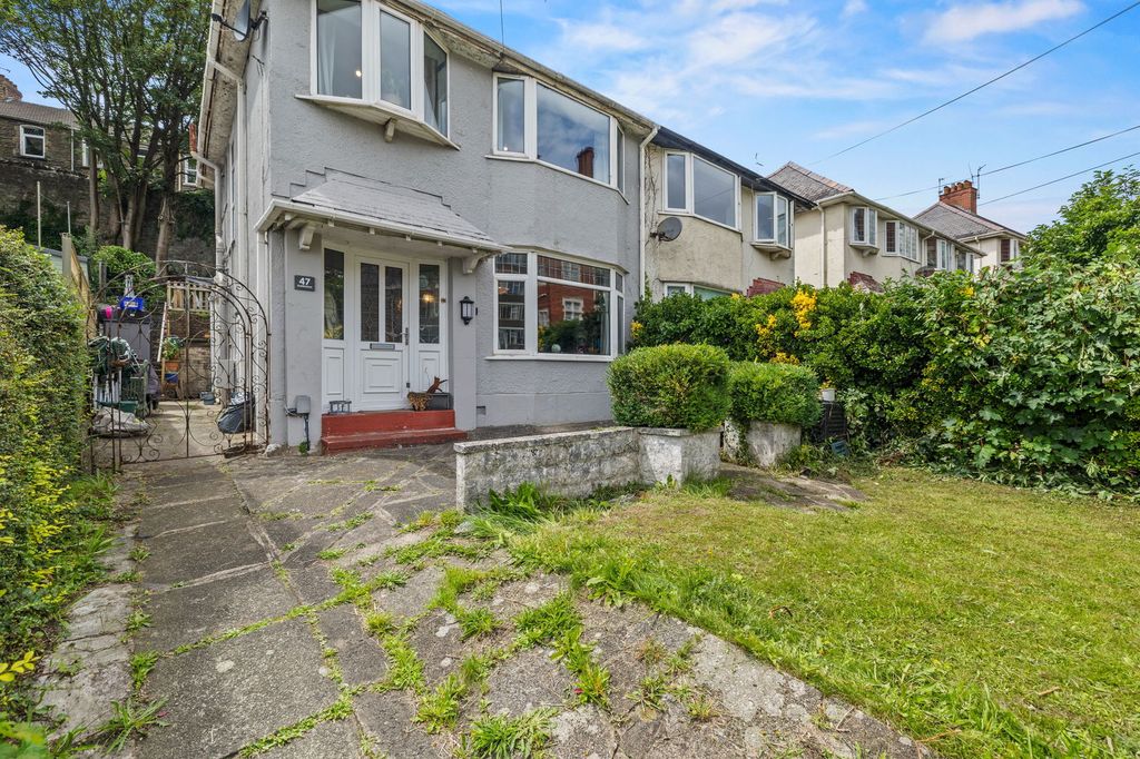 Property photo 3 of 26