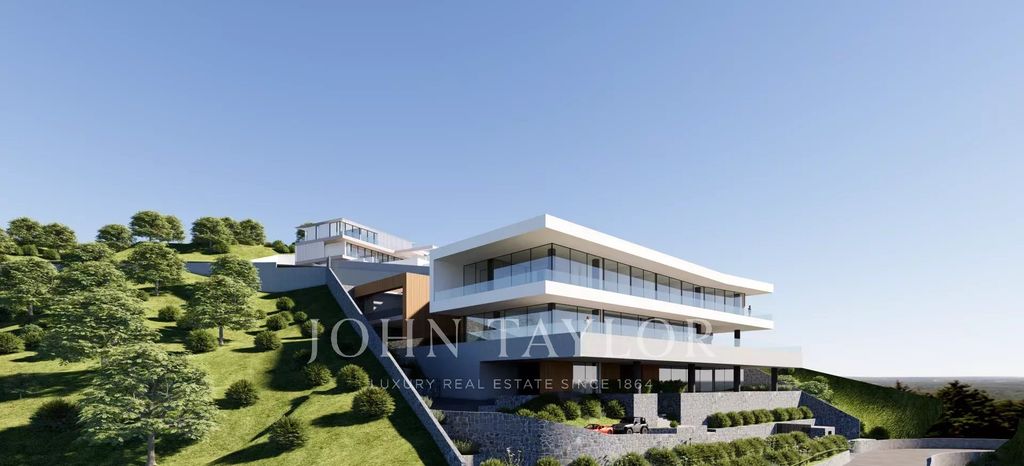 Property photo 2 of 42