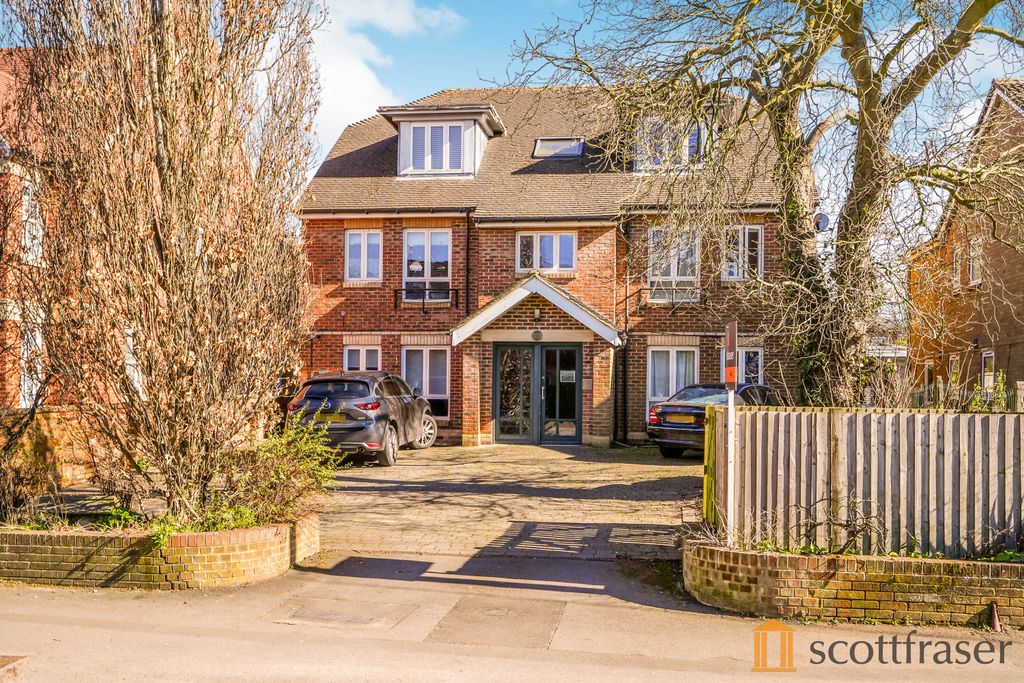 Property photo 1 of 9 1