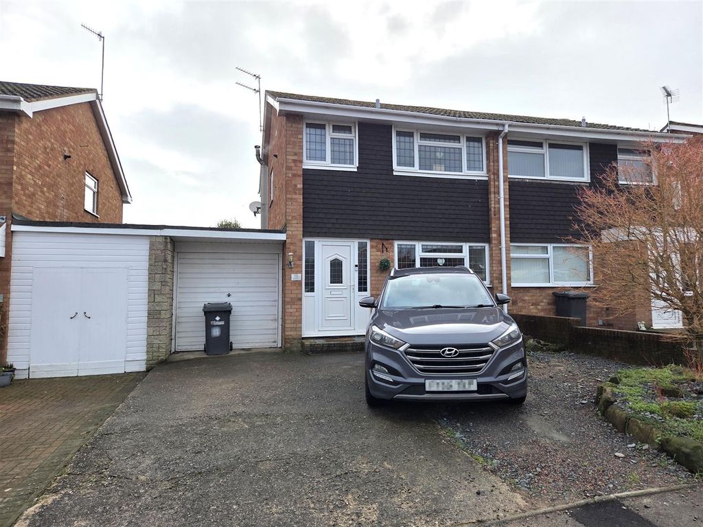 Property photo 1 of 10 10Oa.Jpg