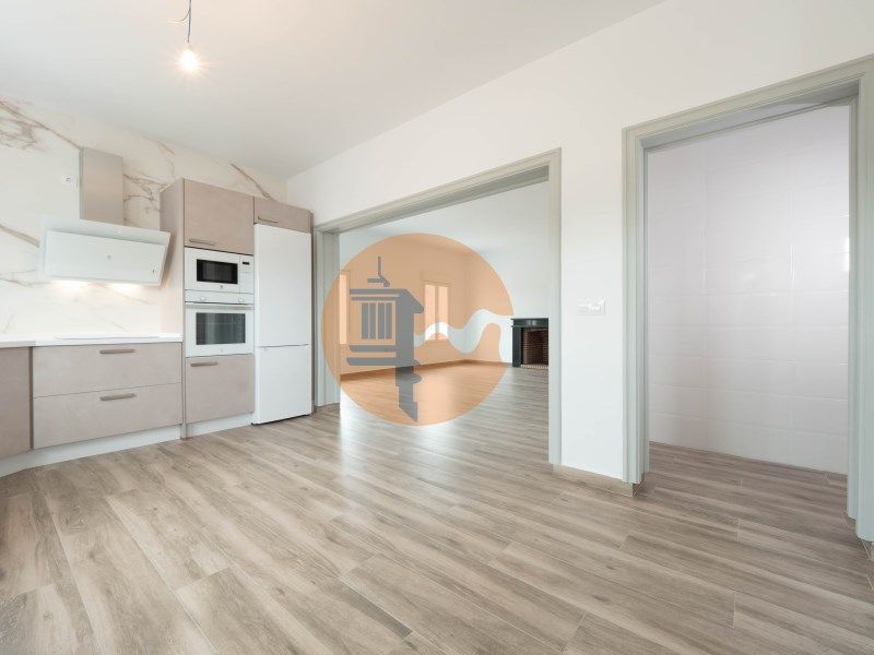 Property photo 1 of 58