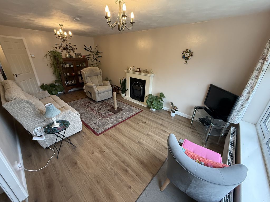 Property photo 2 of 13 Photo 2